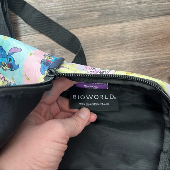 Disney Lilo & Stitch Backpack Bioworld Loungefly Merch Pop Culture Comic Con - Picture 7 of 7